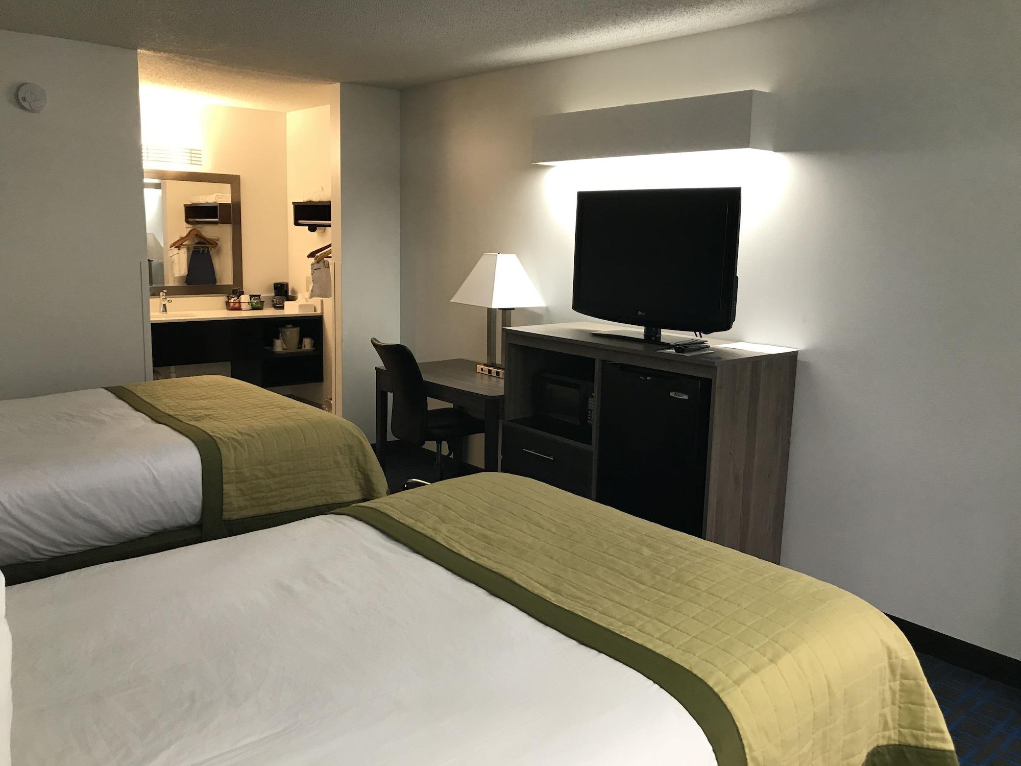 Baymont By Wyndham Anderson Clemson Hotel Екстериор снимка
